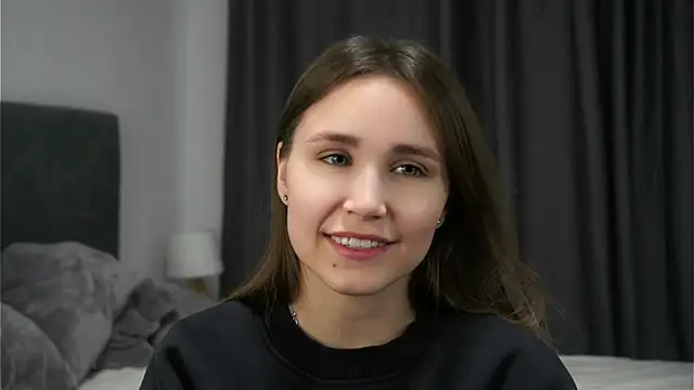 Snapshot of EthalFlowers chatting on 13, 10, 2025 EthalFlowers online show from 13, 10, 2025