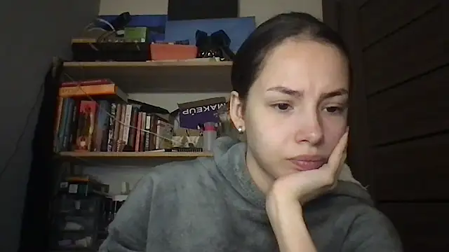 Yuna5343 online show from 19, 11, 2025