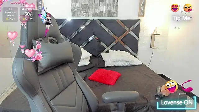 Katalina red online show from 20, 9, 2025