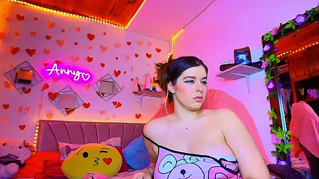 Anny Hurtado online show from 28, 9, 2025