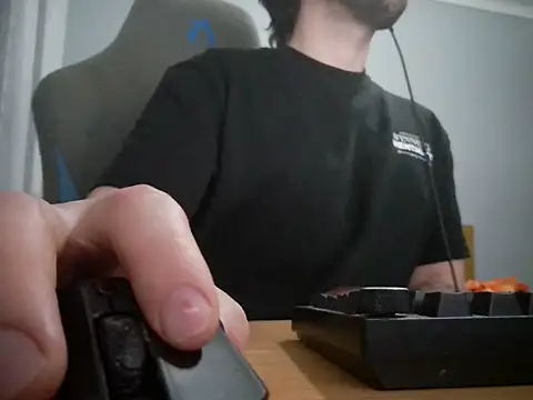 Snapshot of Maxxcock699_ chatting on 11, 10, 2025 Maxxcock699 online show from 11, 10, 2025