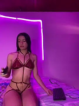 Snapshot of annaandgray chatting on 16, 12, 2025 annaandgray online show from 16, 12, 2025