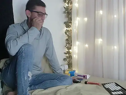 cristianenparis21 online show from 22, 11, 2025