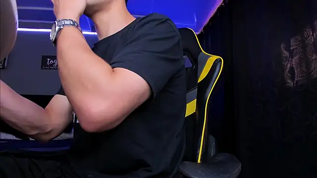 alexgiraldo   online show from 21, 10, 2025