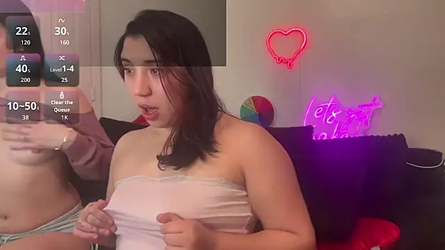 nina lovez online show from 4, 2, 2026