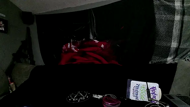 Snapshot of Splash_Queen420 chatting on 24, 10, 2025 Splash Queen420 online show from 24, 10, 2025