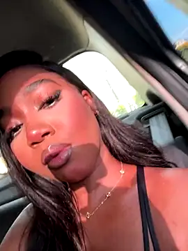 alisonn moon online show from 20, 10, 2025