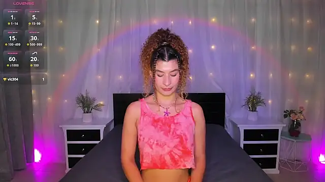 Evolet Bee online show from 8, 1, 2026