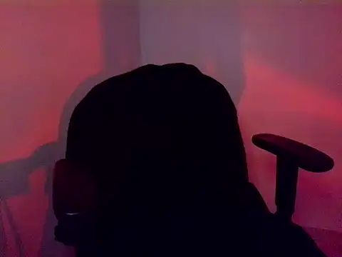 Snapshot of redruby_xoxo chatting on 15, 3, 2026 redruby xoxo online show from 15, 3, 2026