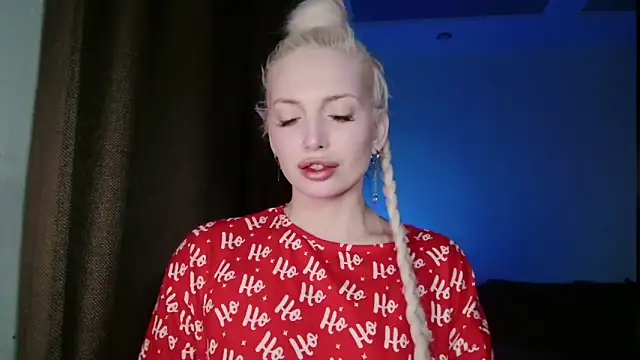 Snapshot of SpaceMarsi chatting on 6, 3, 2026 SpaceMarsi online show from 6, 3, 2026