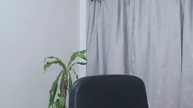 jade nassar online show from 2, 3, 2026