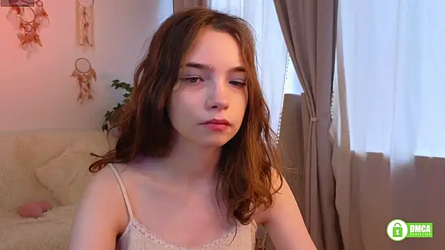 Snapshot of Evi_Brook chatting on 25, 3, 2026 Evi Brook online show from 25, 3, 2026