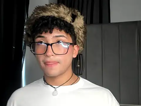 Snapshot of Valentin0_3 chatting on 26, 10, 2025 Valentin0 3 online show from 26, 10, 2025