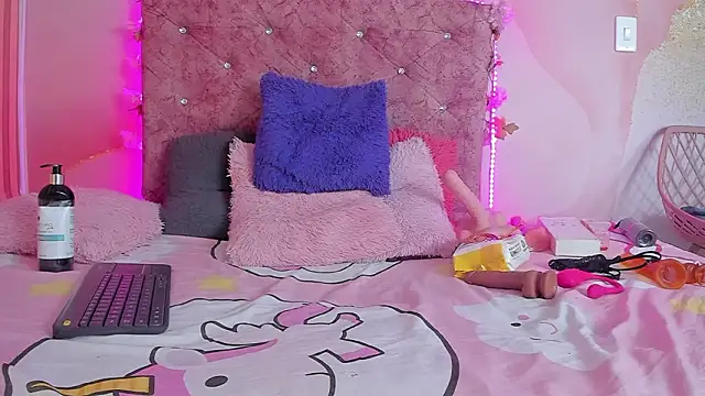 Mila grace  online show from 10, 3, 2026