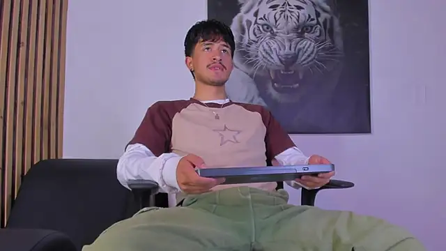 DimitriDeluxe online show from 19, 9, 2025