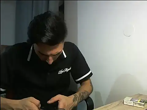 Snapshot of Alexgrc13 chatting on 14, 10, 2025 Alexgrc13 online show from 14, 10, 2025