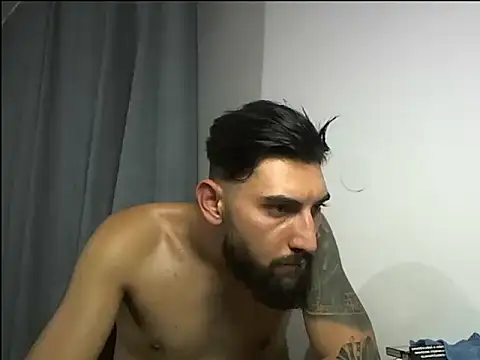 Snapshot of Alexgrc13 chatting on 21, 10, 2025 Alexgrc13 online show from 21, 10, 2025