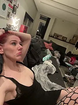 Snapshot of dancingqueen88 chatting on 29, 11, 2025 dancingqueen88 online show from 29, 11, 2025