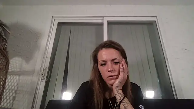 LaylaRainVIP online show from 16, 9, 2025