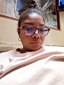 Snapshot of madelene chatting on 27, 2, 2026 madelene online show from 27, 2, 2026