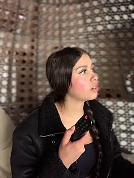 Snapshot of Linda_LS chatting on 8, 10, 2025 Linda LS online show from 8, 10, 2025