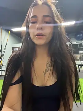 Snapshot of MiaRousexxx_ chatting on 3, 3, 2026 MiaRousexxx online show from 3, 3, 2026