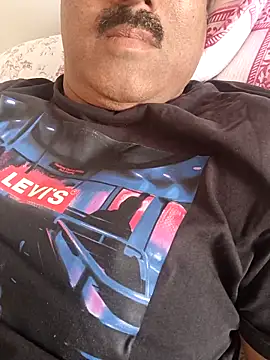 Snapshot of moonflower25 chatting on 20, 2, 2026 moonflower25 online show from 20, 2, 2026