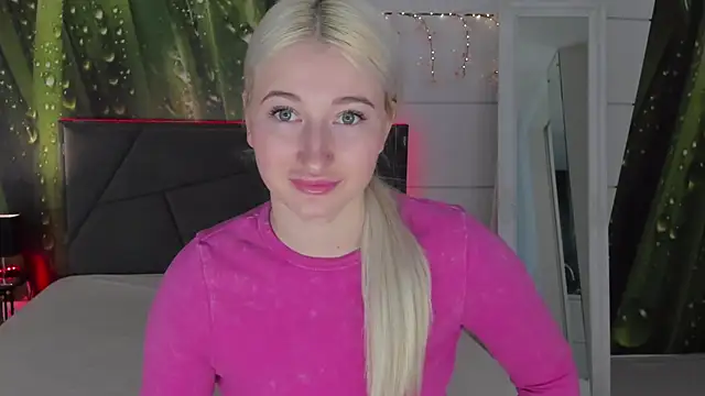 HollyTailors online show from 10, 3, 2026