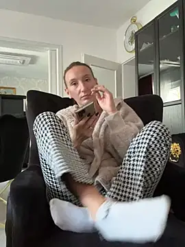 Emilia Mausi online show from 2, 3, 2026