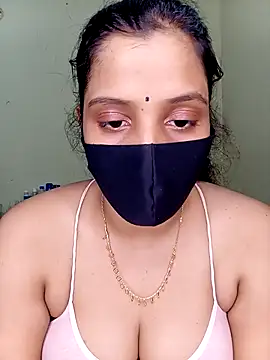 Snapshot of Rose-luckey chatting on 15, 11, 2025 Rose-luckey online show from 15, 11, 2025