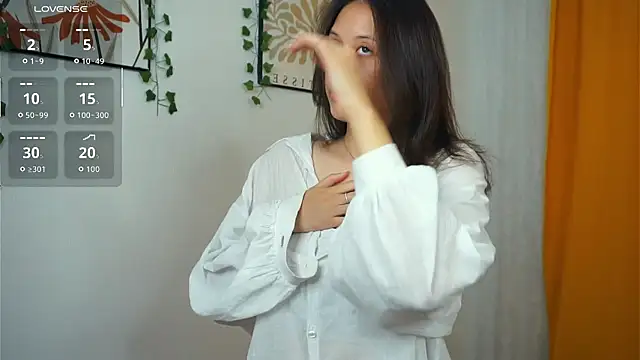 BeckyBurgh online show from 12, 10, 2025