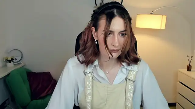 EasterBlink online show from 25, 11, 2025