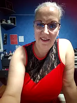 Snapshot of Feelineducentre chatting on 8, 10, 2025 Feelineducentre online show from 8, 10, 2025