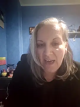 Snapshot of Feelineducentre chatting on 11, 11, 2025 Feelineducentre online show from 11, 11, 2025