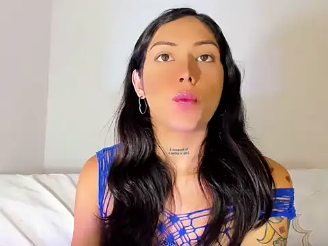 Megan Gil  online show from 18, 10, 2025