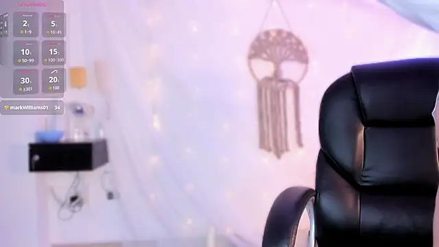 Snapshot of salma_isawwii chatting on 28, 11, 2025 salma isawwii online show from 28, 11, 2025