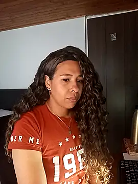 Snapshot of IVONNE_COLLINS33 chatting on 3, 11, 2025 IVONNE COLLINS33 online show from 3, 11, 2025