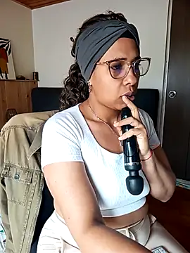 Snapshot of IVONNE_COLLINS33 chatting on 26, 11, 2025 IVONNE COLLINS33 online show from 26, 11, 2025