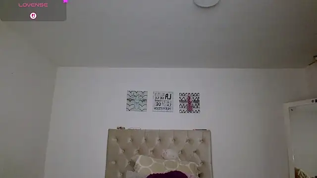 Snapshot of Ashley33_ chatting on 22, 11, 2025 Ashley33 online show from 22, 11, 2025