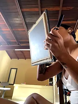 Snapshot of Miagomezx chatting on 5, 11, 2025 Miagomezx online show from 5, 11, 2025