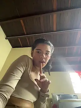 Snapshot of Miagomezx chatting on 15, 12, 2025 Miagomezx online show from 15, 12, 2025