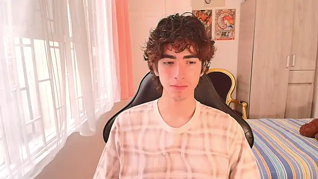 Nude Boy18 online show from 17, 10, 2025