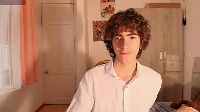 Nude Boy18 online show from 23, 11, 2025