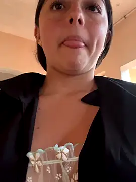 Snapshot of Dulce_1408 chatting on 28, 10, 2025 Dulce 1408 online show from 28, 10, 2025