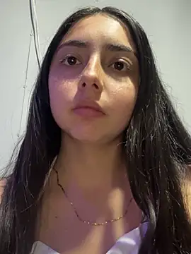 Snapshot of Dulce_1408 chatting on 13, 11, 2025 Dulce 1408 online show from 13, 11, 2025