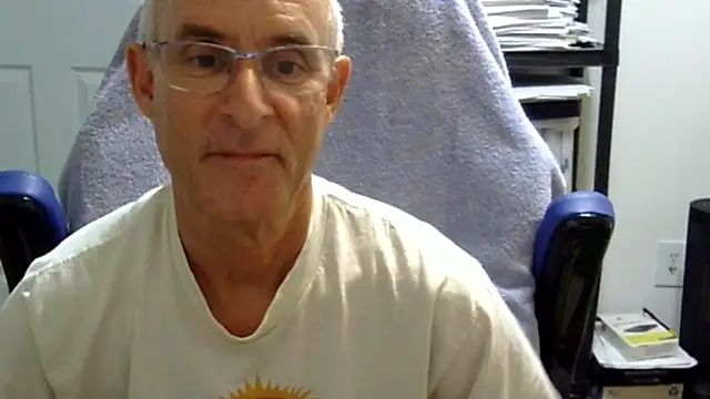 Snapshot of funone1999 chatting on 14, 9, 2025 funone1999 online show from 14, 9, 2025