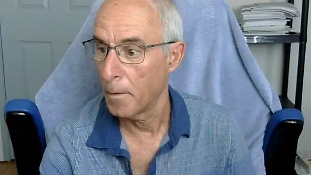 Snapshot of funone1999 chatting on 10, 10, 2025 funone1999 online show from 10, 10, 2025