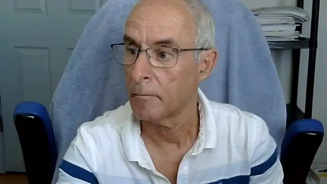 Snapshot of funone1999 chatting on 16, 10, 2025 funone1999 online show from 16, 10, 2025