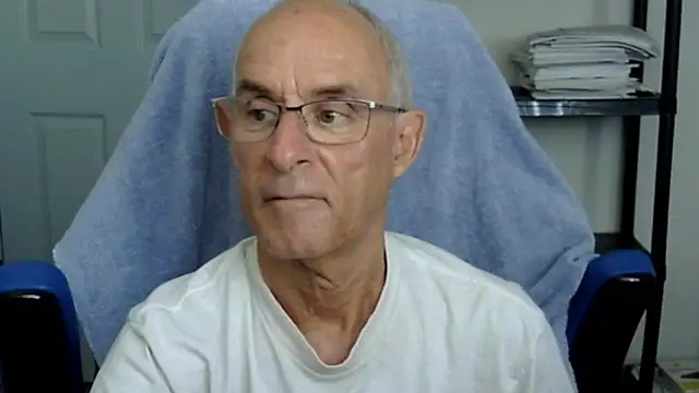 Snapshot of funone1999 chatting on 23, 10, 2025 funone1999 online show from 23, 10, 2025