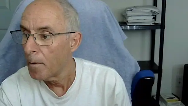 Snapshot of funone1999 chatting on 26, 10, 2025 funone1999 online show from 26, 10, 2025